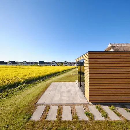 Reetland Am - Luxusplus Reetdachvilla Mit 4 Schlafzimmern, Sauna Und Kamin G12 Dranske