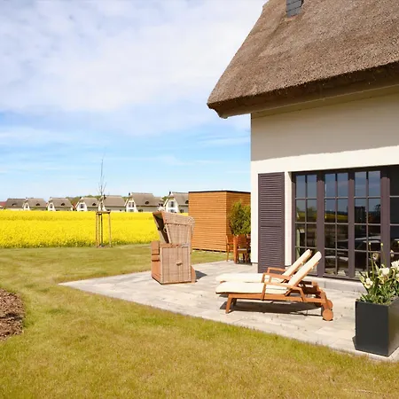 Dom wakacyjny Reetland Am - Luxusplus Reetdachvilla Mit 4 Schlafzimmern, Sauna Und Kamin G12 Dranske