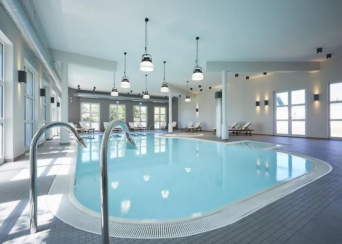 Reetland Am - Luxusplus Reetdachvilla Mit 4 Schlafzimmern, Sauna Und Kamin G12 ヴィラ ドランスケ